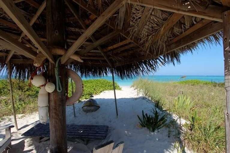 Beach Hut which is a great spot for late afternoon drinks Beach Hut which is a great spot for late afternoon drinks