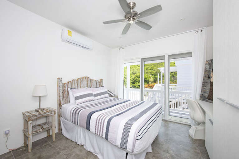 Guest Room with en-suite bath and ocean views Guest Room with en-suite bath and ocean views