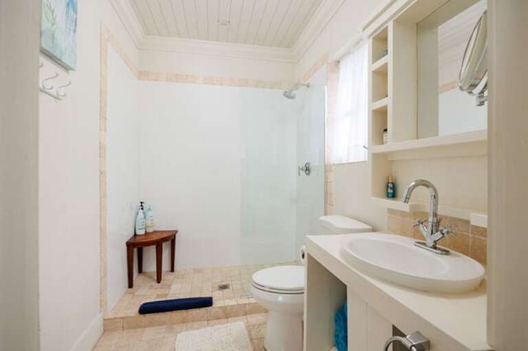 Master bath with walk-in shower