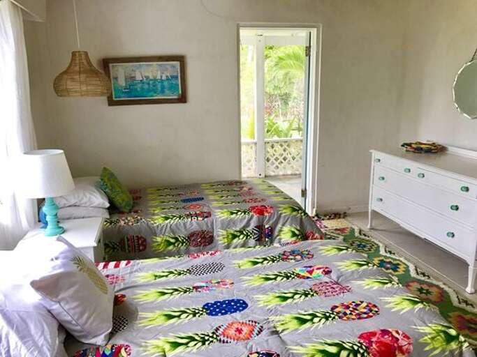 Second bedroom with twin beds.  (Twin beds can also be set up as a king.) Second bedroom with twin beds.  (Twin beds can also be set up as a king.)