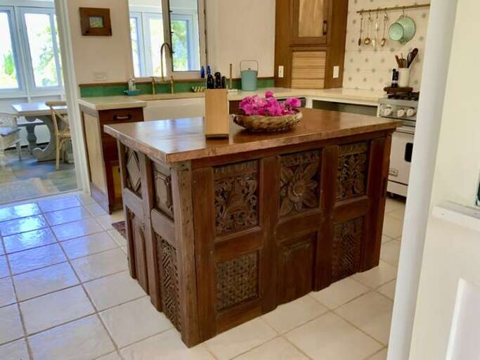 Kitchen island.