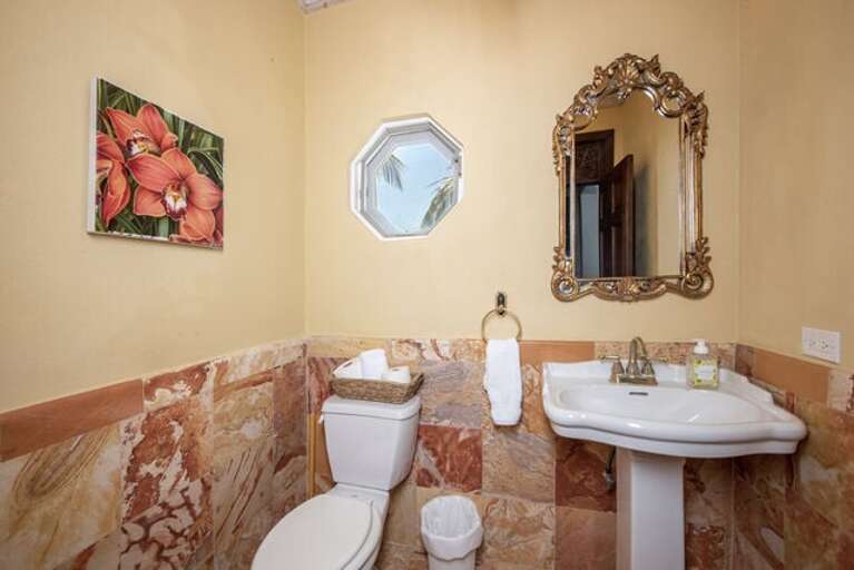 Powder room