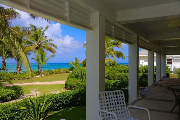 Enjoy the deserted beachfront and extensive ocean views.