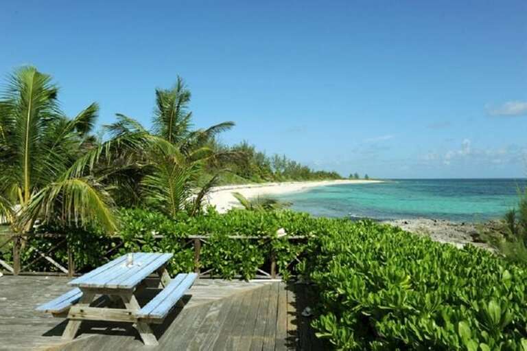Guest Cottage Side Deck, Dine Al Fresco.