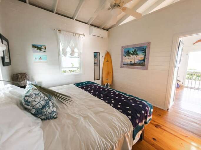 King size pillow top sleeping by the sea