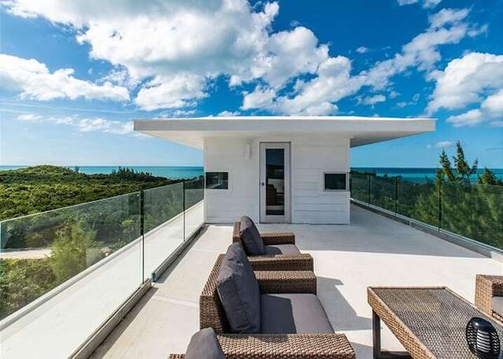 Roof deck with spectacular panoramic views.