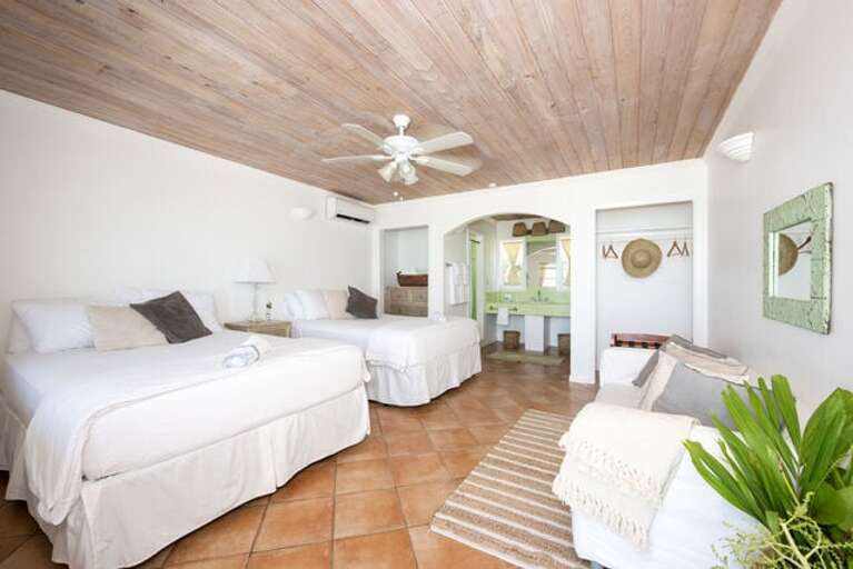 Green Building room with two double bed. Green Building room with two double bed.