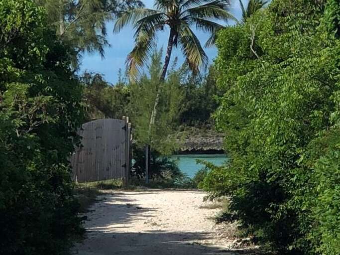 Path from Key Lime to Rainbow Beach