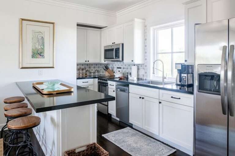 Apartment above garage available with full amenities and the same quality linens and decor as the