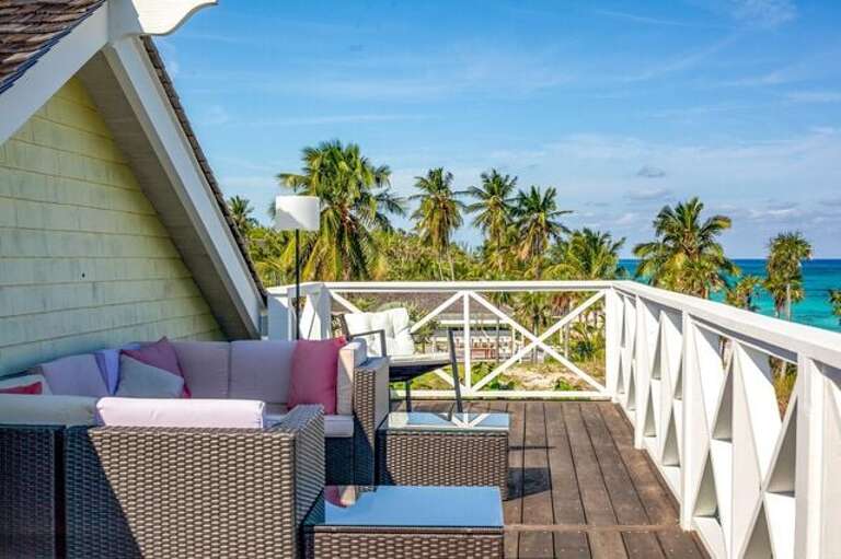 Roof deck with ocean views!