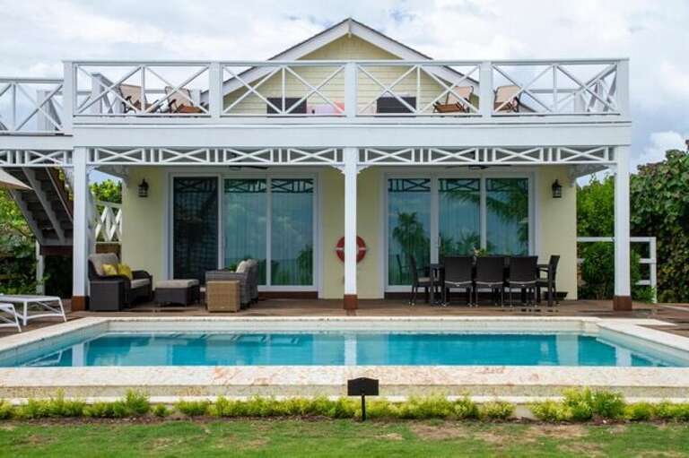 Wild Orchid showing upper and lower decks.