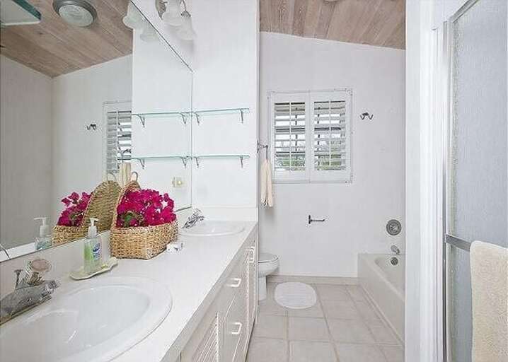 Master Suite Cottage bath Master Suite Cottage bath