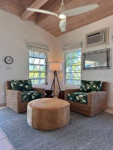 Master Suite Cottage sitting area Master Suite Cottage sitting area