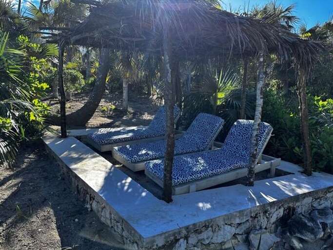 Oceanfront cabana Oceanfront cabana