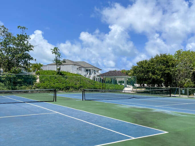 The Club at Windermere's tennis courts