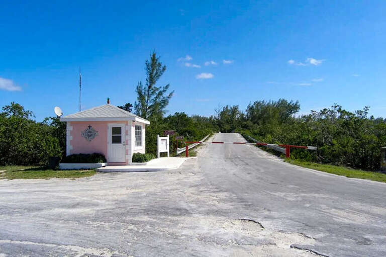 Windermere Island, one of the safest and loveliest places in the world with a 24/7 security guard at its gateway bridge