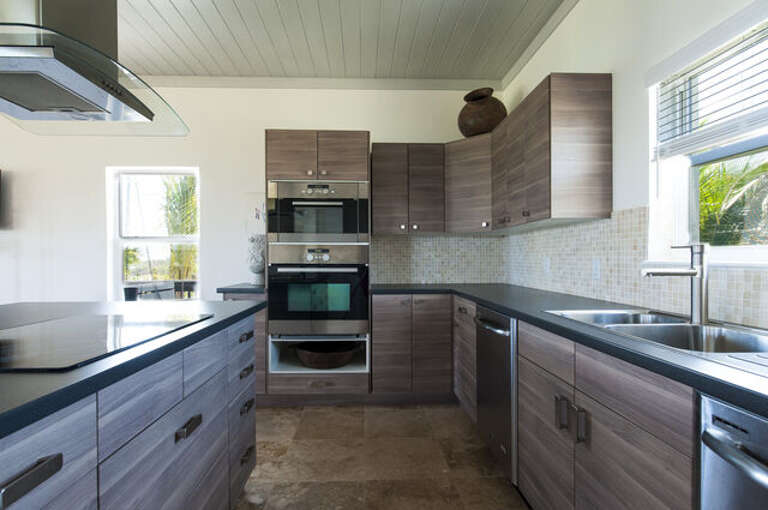 Sunset Villa Kitchen