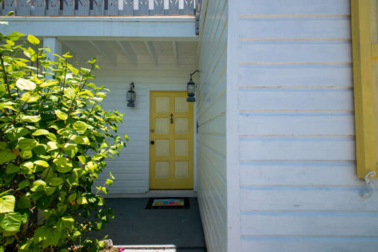 Entry into Sundowner Entry into Sundowner