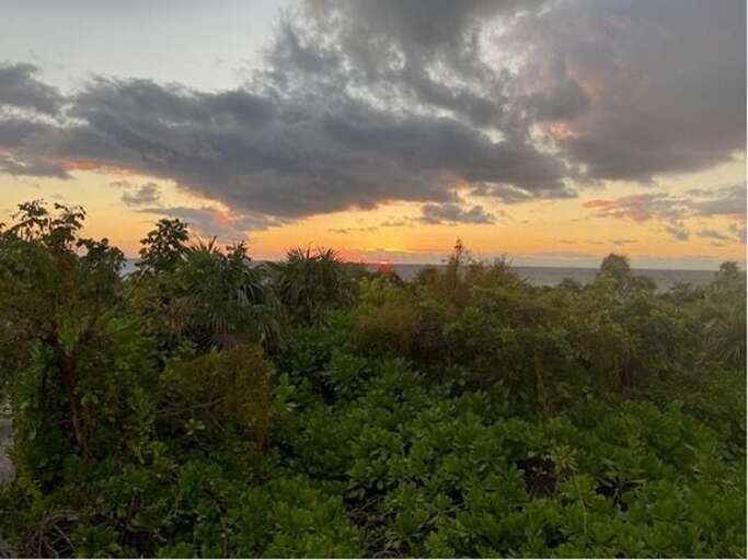 Another sunrise to start a day in paradise Another sunrise to start a day in paradise