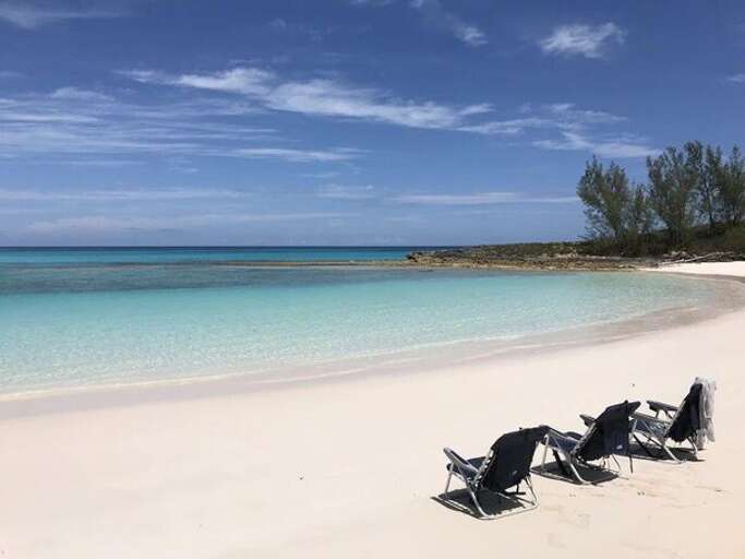 Ben Bay Beach - 40 min drive north Ben Bay Beach - 40 min drive north