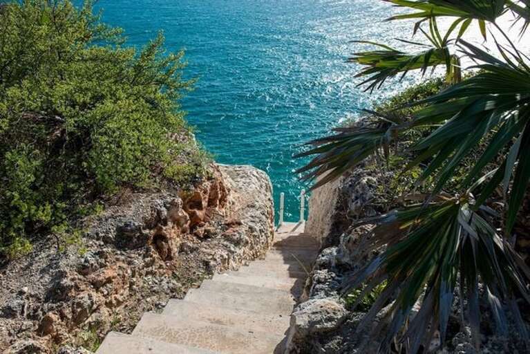 Steps to Caribbean Steps to Caribbean