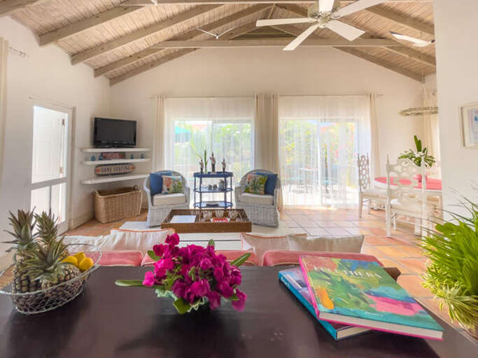 Spacious living area with Smart TV