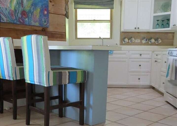 Open Concept Kitchen-Gas Stove/Oven and Breakfast Nook