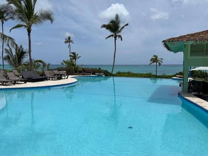 Oceanview Sky Beach Club pool