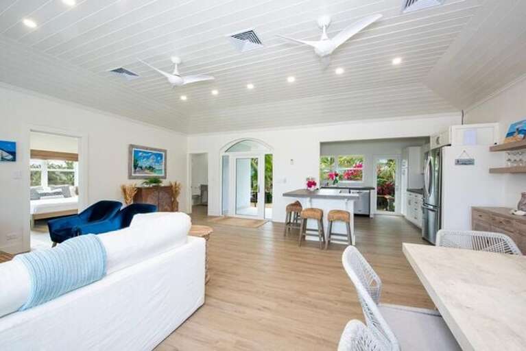Living area looking through to the kitchen.