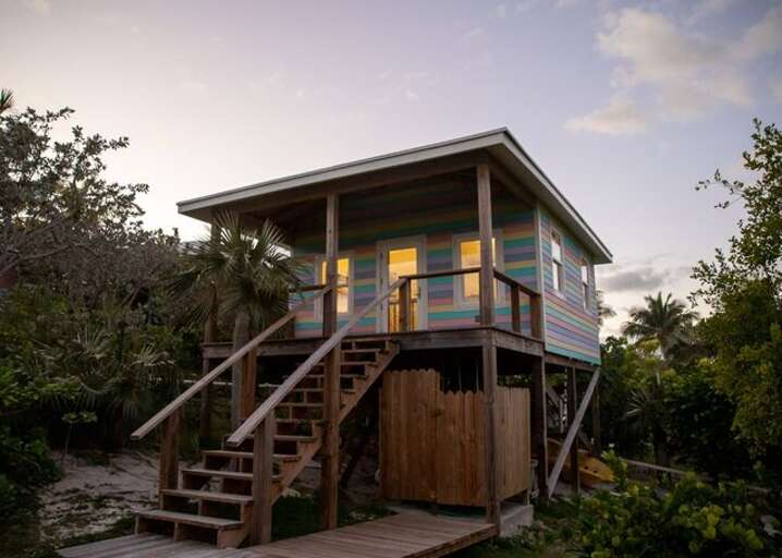 Exterior of Cayo Loco Studio. Exterior of Cayo Loco Studio.