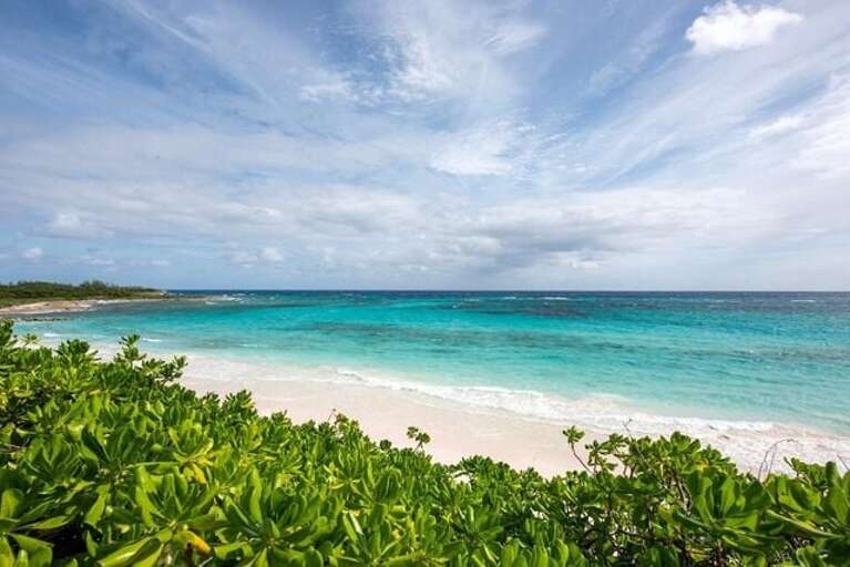 Cotton Bay's beach. Cotton Bay's beach.