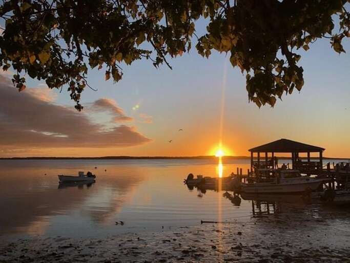 Harbour Island Sunset near the local Fish Fry. Harbour Island Sunset near the local Fish Fry.