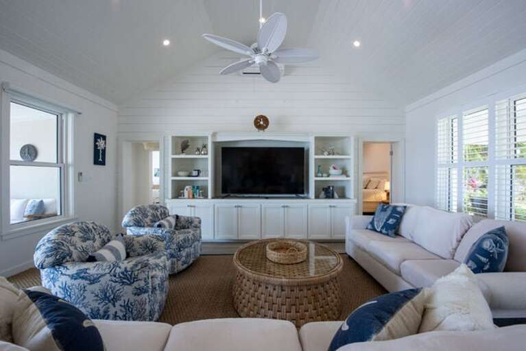 Luxuriously furnished great room with ocean views.