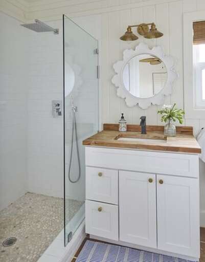 Wanderlust Bungalow: Bath with walk-in shower.