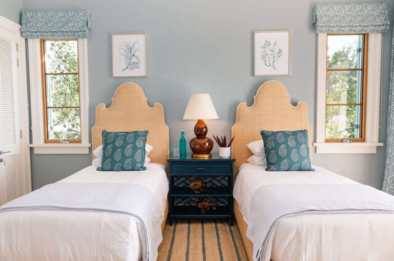 Bedroom with two twin beds.