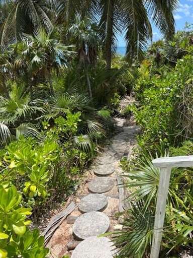 HoHum beach path two