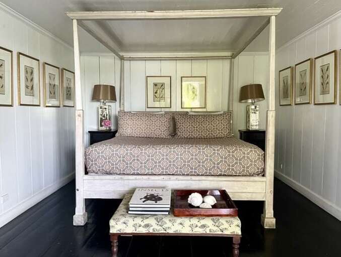 Bedroom with kings size bed.