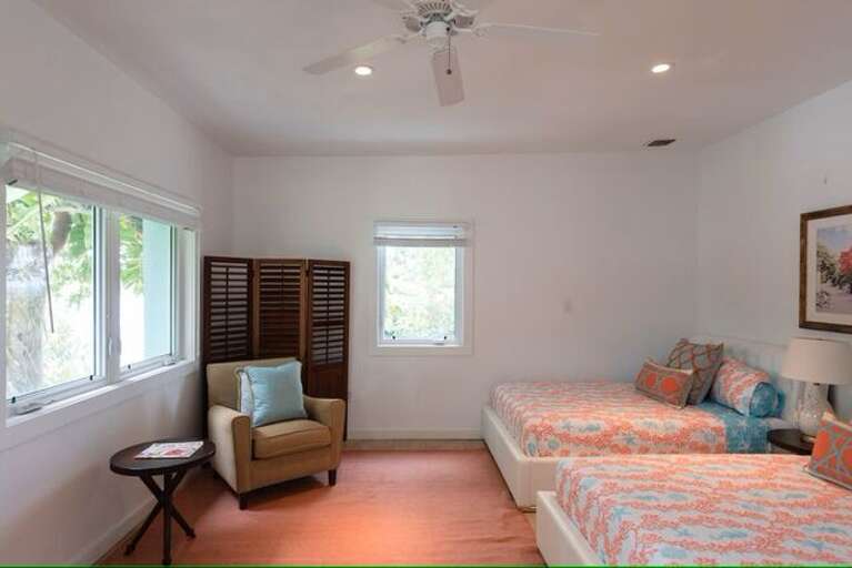 Another view of the double bedroom in the main house.