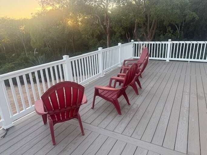 Deck with seating.