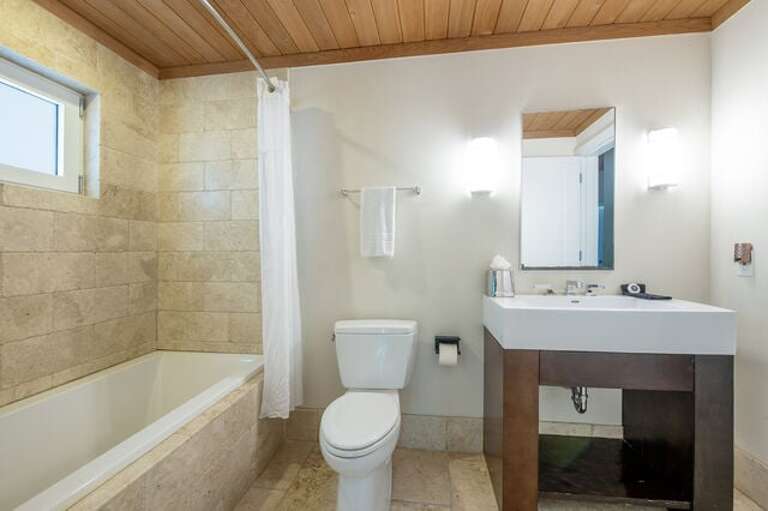 Fourth Bedroom Bath with a tub/shower combo.