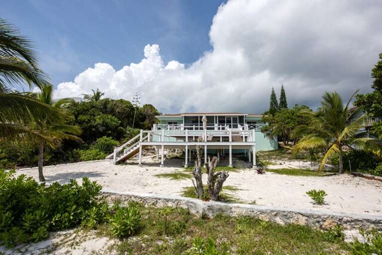 Welcome to “Ware-A-Dise”, a 3-bedroom 2- bathroom 100% recently remodeled home facing the beautiful Caribbean!