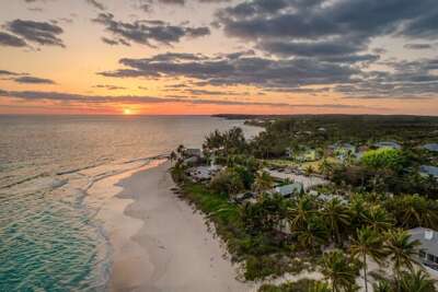 Just a two-minute walk from Eleuthera's stunning Atlantic-facing shoreline.