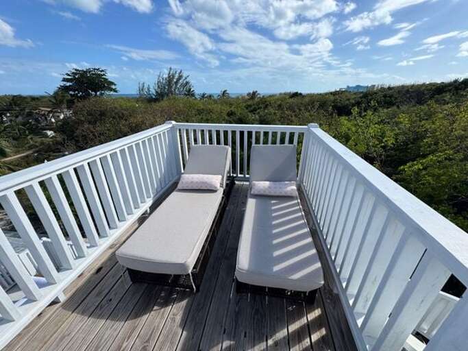 The look-out deck.