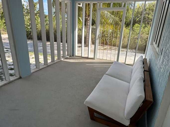 Large screened and covered patio.