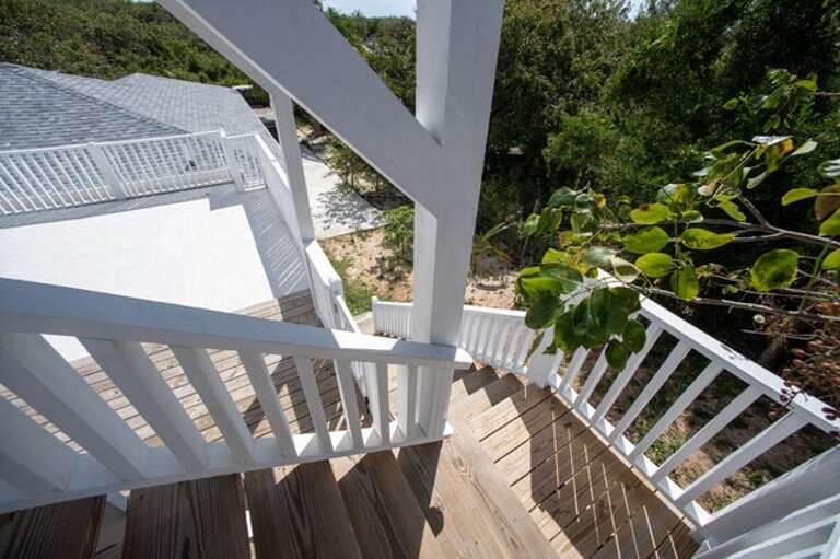 Stairs to look out spot.