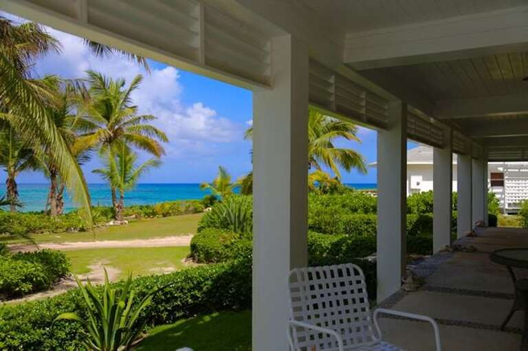 Enjoy the deserted beachfront and extensive ocean views.