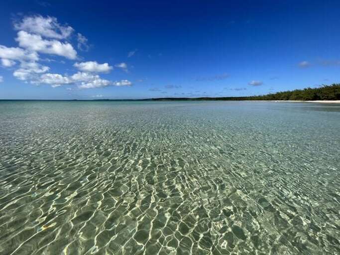 Ten Bay Beach is one of the few world-class beaches on the Caribbean (leeward) side of the island, where the water is typically as calm as a lake.