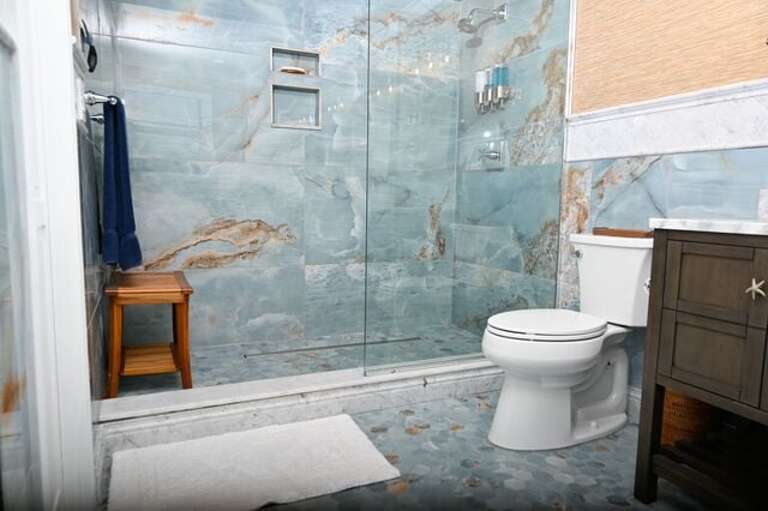 Bedroom One en-suite bath with walk-in shower.