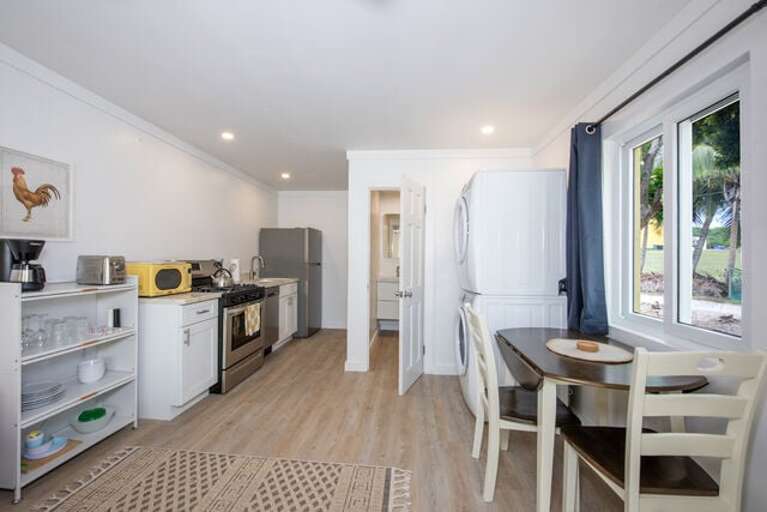 Studio suite living area.