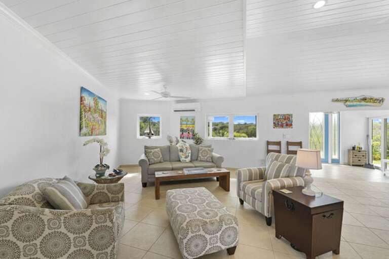 Second living area.